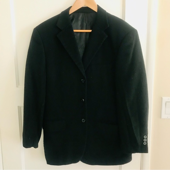 ProntoMondo Cashmere and Wool Three Button Blazer - Picture 5 of 16